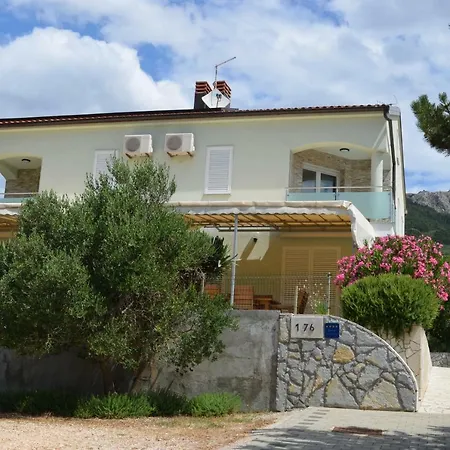 Buljan Апартаменты Башка