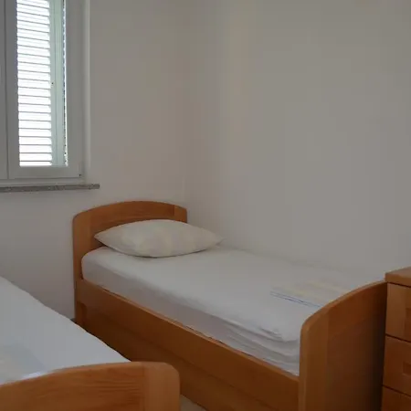 Buljan Apartment *